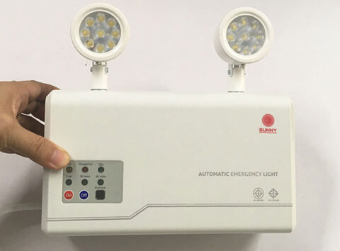 SUNNY CU212CD4 LED 2x12W 4hrs. (ประกันวงจร 5, แบต 2) – MARKPRO LIGHTING
